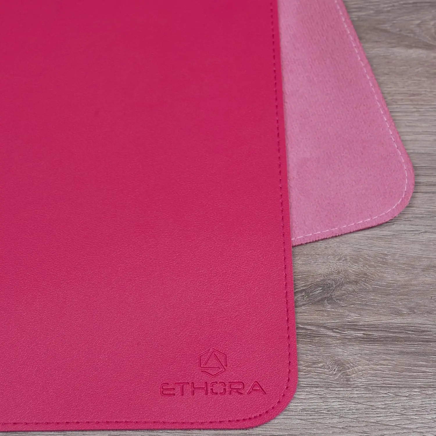 Desk Mat with Non-Slip Suede B - Leather Desk Pad recensione e prezzo