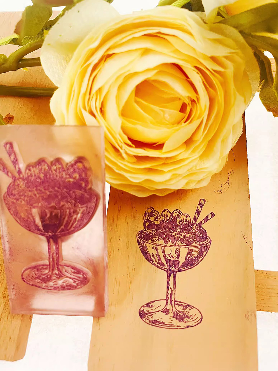 Private Customized Seal Stamp  - Rubber Date Stamp recensione e prezzo